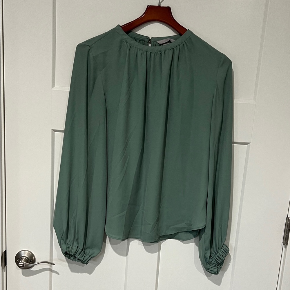 H & M Sage Women's Blouse Sz M
